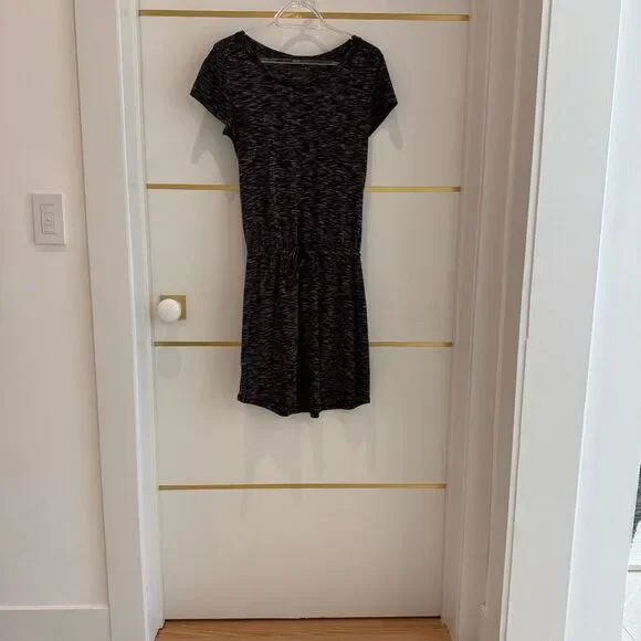 GILLIGAN & O'MALLEY heather gray short sleeve dress drawstring dress XS - Picture 6 of 9